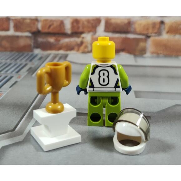 Lego Race Car Driver Minifigure & Trophy with Stand from City Set 60322 - Picture 4 of 4